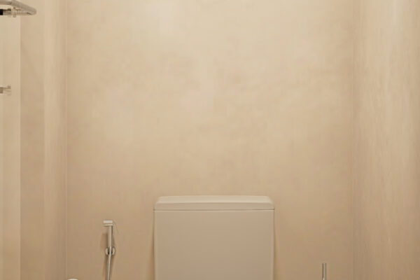 COMPACT - 26 - BATHROOM1